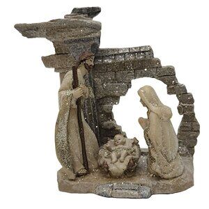Nativity Scene Figurine With Holy Family And Stable Glitter Accents 7in‎ Tall